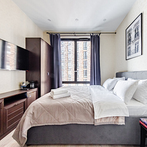 Уютная студия на 20 этаже