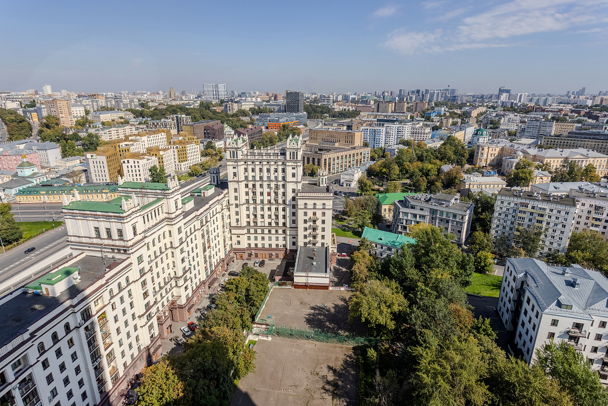 Улучшенные апартаменты  на 20 этаже с балконом